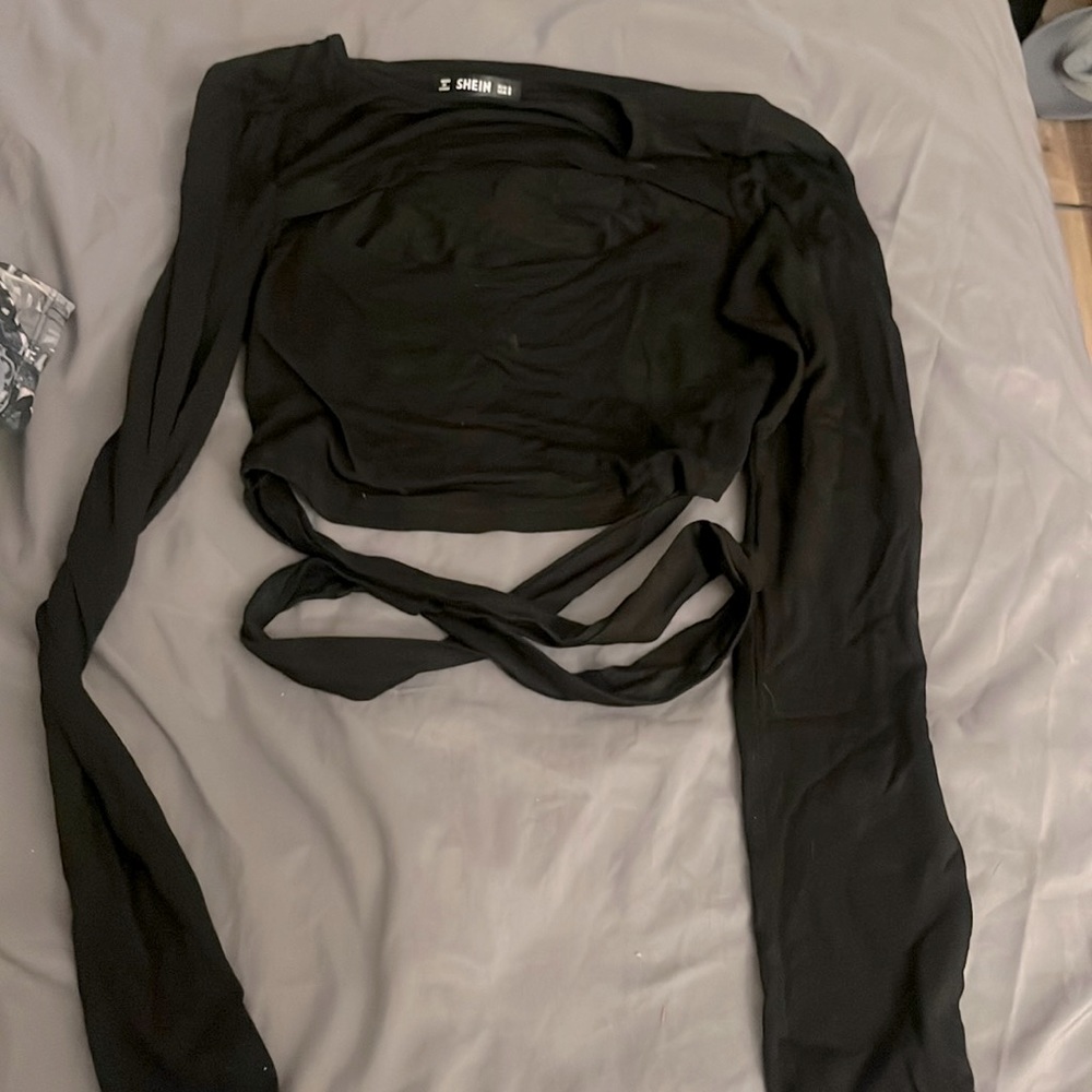 Long sleeve cut out top